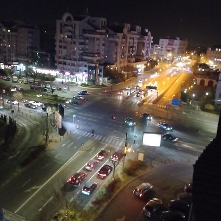 Apartament Ultracentral Kfc كرايوفا المظهر الخارجي الصورة
