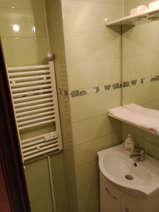 Apartament Ultracentral Kfc كرايوفا المظهر الخارجي الصورة