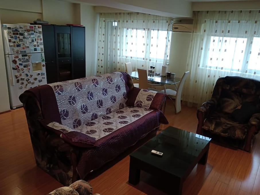 Apartament Ultracentral Kfc كرايوفا المظهر الخارجي الصورة